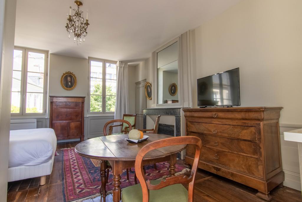 La Maison D'Aristide - Les Univers De Panette - Jacques Coeur Bourges Kültér fotó